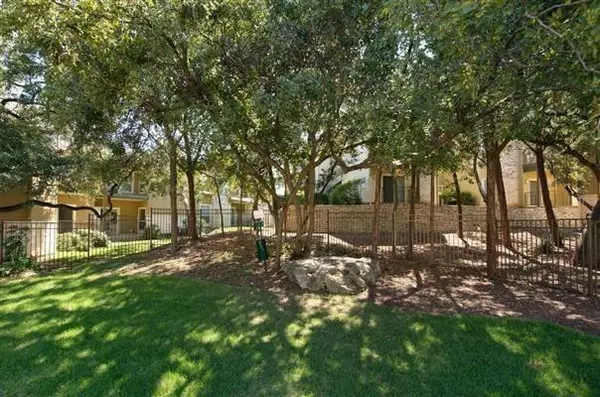 2 bedrooms apartment for rent in Barton Hills - South Central Austin, Austin