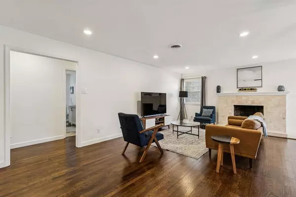 4 bedrooms apartment for rent in Northwest Dallas - Nw Dallas, Dallas