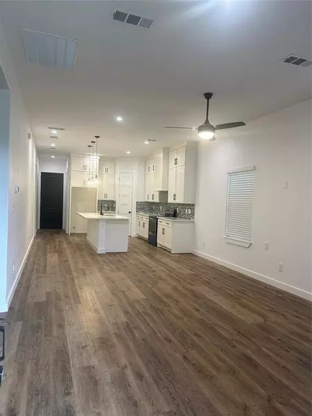 3 bedrooms apartment for rent in Oak Cliff - Sw Dallas, Dallas