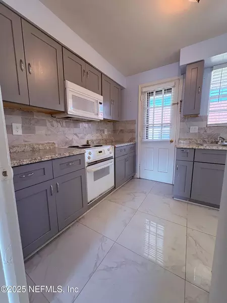 3 bedrooms apartment for rent in Hogan - Southside, Jacksonville