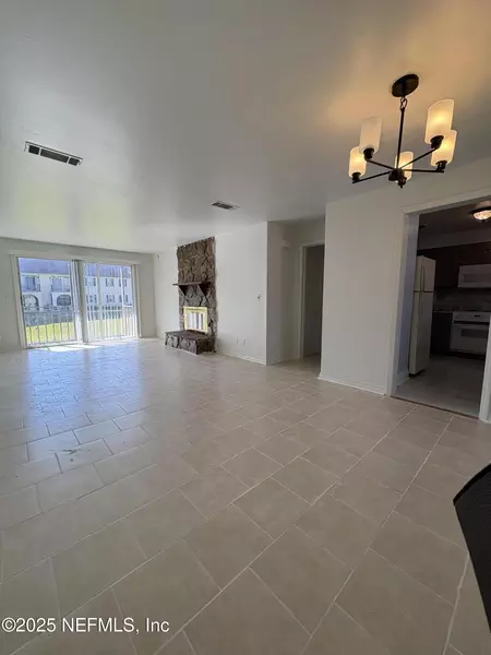 3 bedrooms apartment for rent in Hogan - Southside, Jacksonville