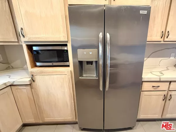 3 bedrooms apartment for rent in Mid City - Central Los Angeles, Los Angeles