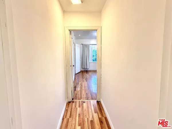 3 bedrooms apartment for rent in Mid City - Central Los Angeles, Los Angeles