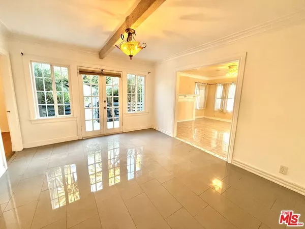 3 bedrooms apartment for rent in Mid City - Central Los Angeles, Los Angeles