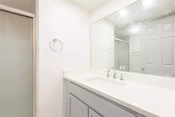 2 bedrooms apartment for rent in Old East Dallas - Ne Dallas, Dallas