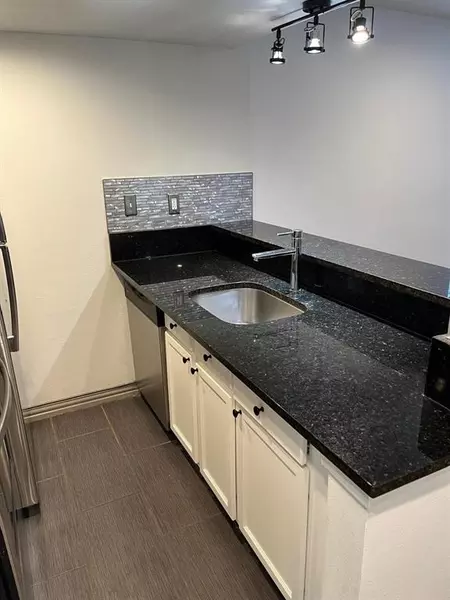 1 bedroom apartment for rent in Oak Lawn - Ne Dallas, Dallas