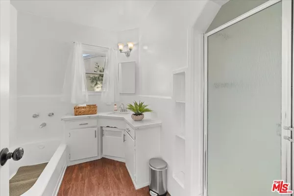 2 bedrooms apartment for rent in Mid City - Central Los Angeles, Los Angeles