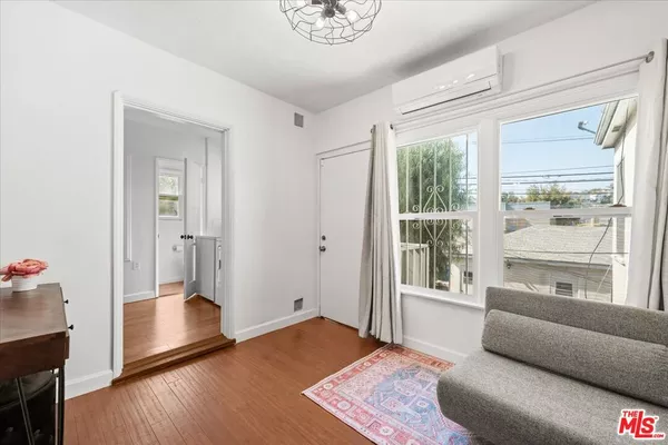 2 bedrooms apartment for rent in Mid City - Central Los Angeles, Los Angeles