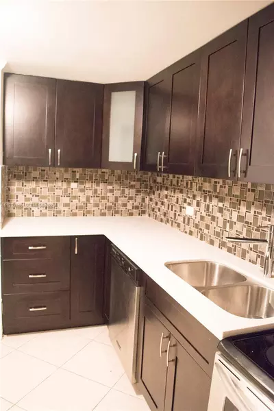 2 bedrooms apartment for rent in Downtown Miami - Miami, Miami