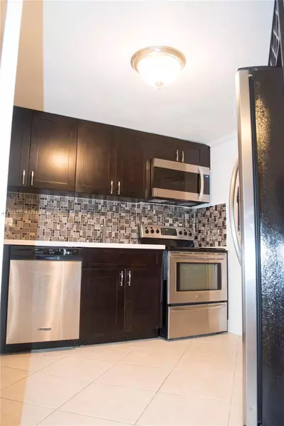 2 bedrooms apartment for rent in Downtown Miami - Miami, Miami