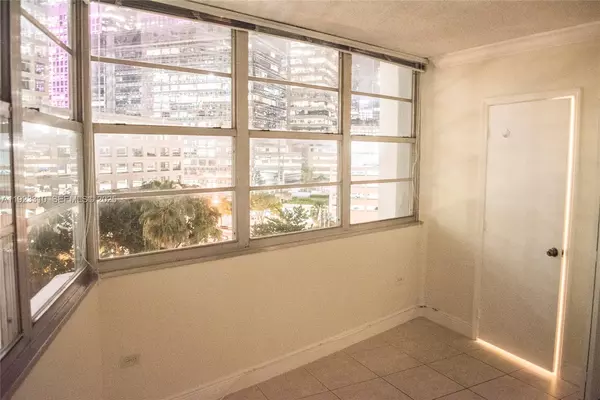 2 bedrooms apartment for rent in Downtown Miami - Miami, Miami