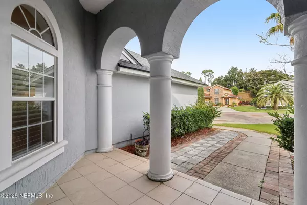 4 bedrooms apartment for rent in Tinseltown - Southside, Jacksonville