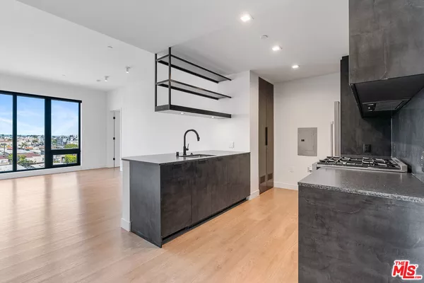 2 bedrooms apartment for rent in Palms - Westside / South Bay, Los Angeles