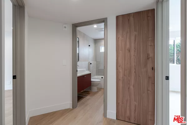 2 bedrooms apartment for rent in Brentwood - Westside / South Bay, Los Angeles