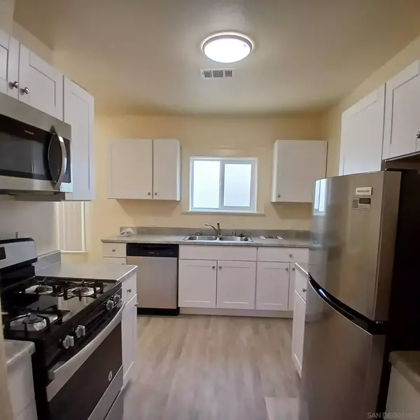 2 bedrooms apartment for rent in Normal Heights - Inland, San Diego