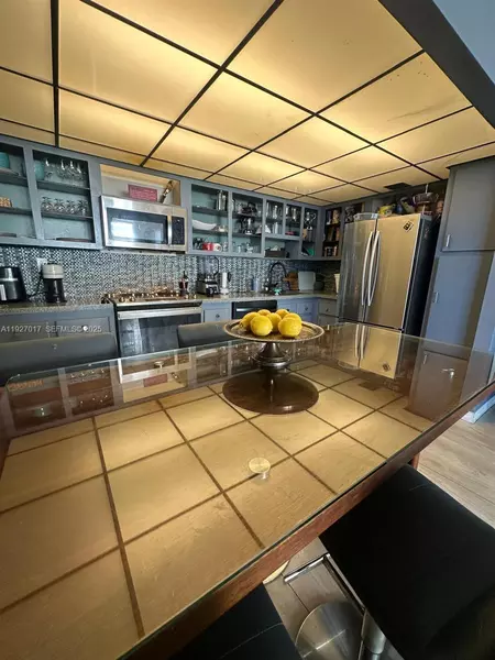 3 bedrooms apartment for rent in Beverly Terrace - Miami, Miami