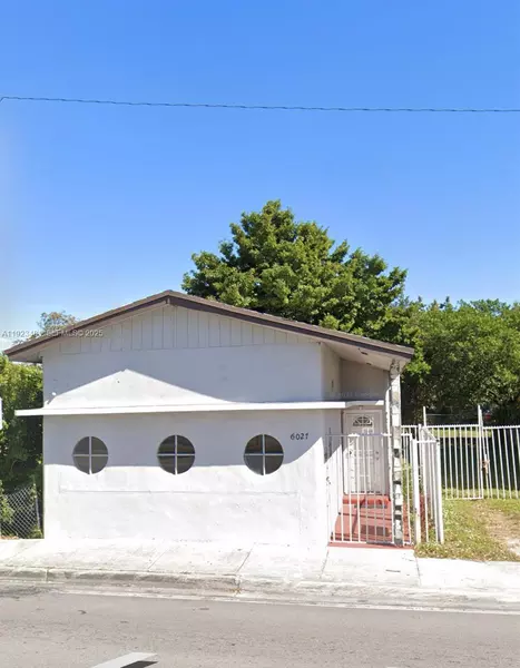 2 bedrooms apartment for rent in Brownsville MIA - Miami Dade, Miami