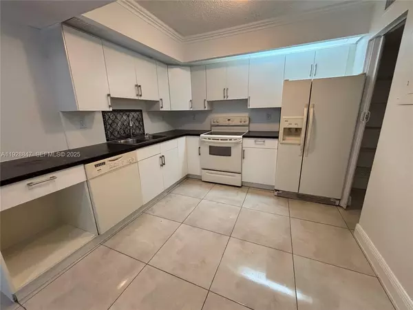 2 bedrooms apartment for rent in The Hammocks - Miami Dade, Miami