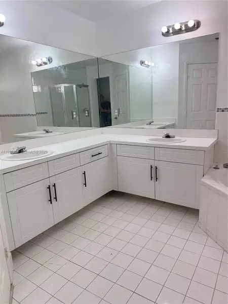 3 bedrooms apartment for rent in Kendall - Miami Dade, Miami