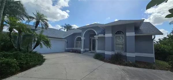 4 bedrooms apartment for rent in Villas - Fort Myers, Fort Myers