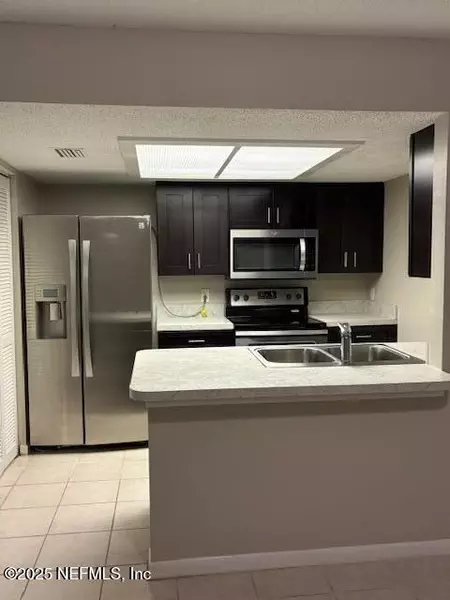 3 bedrooms apartment for rent in Cedar Hills - Westside, Jacksonville