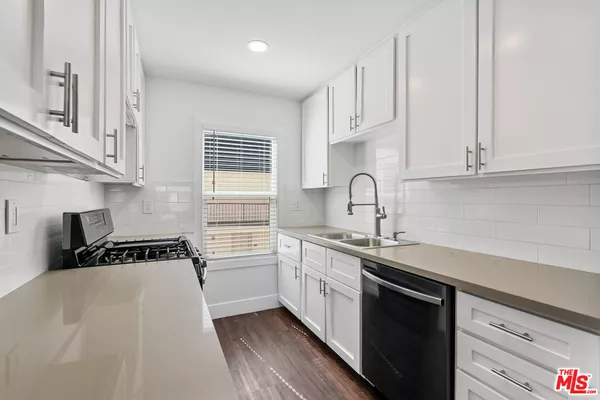 1 bedroom apartment for rent in Lake Balboa - San Fernando Valley, Los Angeles