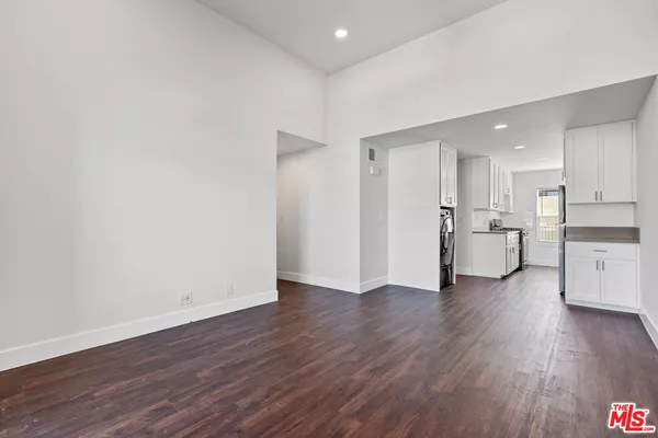 1 bedroom apartment for rent in Lake Balboa - San Fernando Valley, Los Angeles