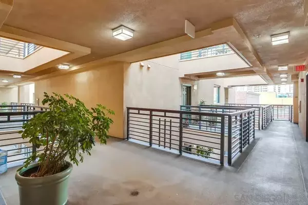 2 bedrooms apartment for rent in Gaslamp - Central SD, San Diego