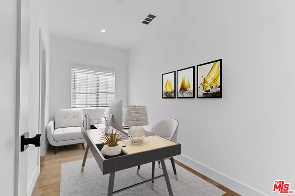 3 bedrooms apartment for rent in Mid City - Central Los Angeles, Los Angeles