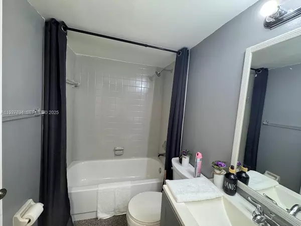 3 bedrooms apartment for rent in West Park - Broward County, Miami