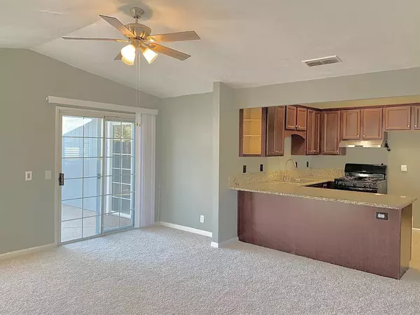 3 bedrooms apartment for rent in Morrison Creek - SE SAC, Sacramento