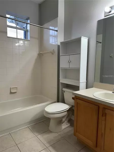 2 bedrooms apartment for rent in Vista East - East Orlando, Orlando