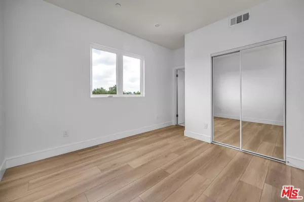 3 bedrooms apartment for rent in Mid City - Central Los Angeles, Los Angeles