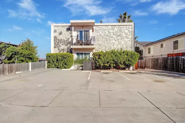 2 bedrooms apartment for rent in Ocean Beach - Coastal, San Diego