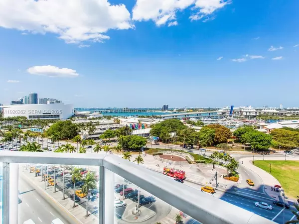 2 bedrooms apartment for rent in Downtown Miami - Miami, Miami