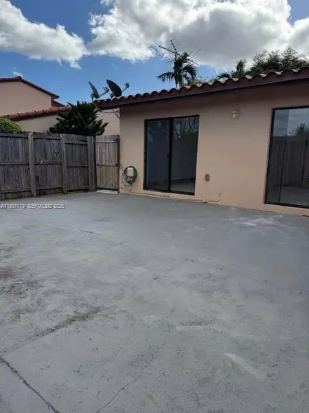 2 bedrooms apartment for rent in Westchester FL - Miami Dade, Miami