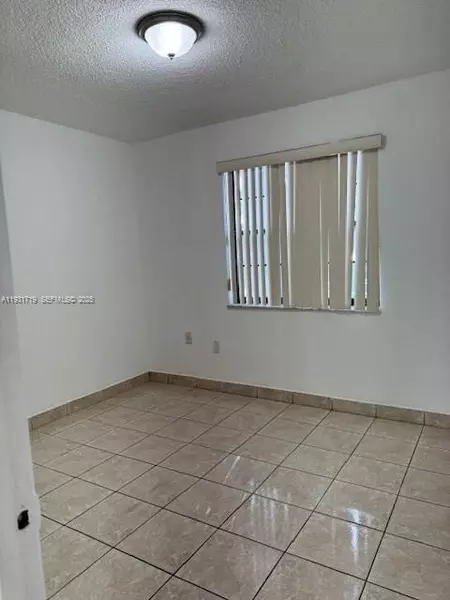 2 bedrooms apartment for rent in Westchester FL - Miami Dade, Miami