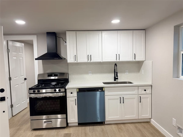 2 bedrooms apartment for rent in Lawndale / Wayside - Inner Loop, Houston