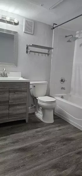 2 bedrooms apartment for rent in West Dallas - Sw Dallas, Dallas