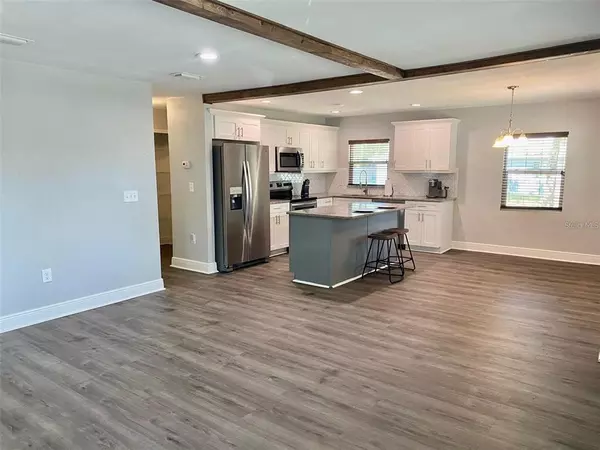 3 bedrooms apartment for rent in Macfarlane Park - West Tampa, Tampa