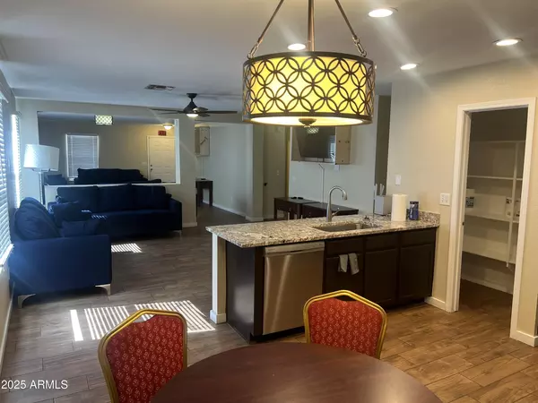 4 bedrooms apartment for rent in North Gateway - Phoenix, Phoenix