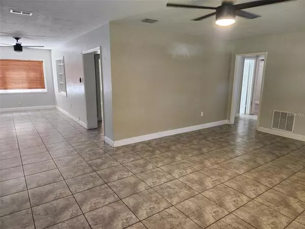 4 bedrooms apartment for rent in Lake Davis/Greenwood - Central Orlando, Orlando