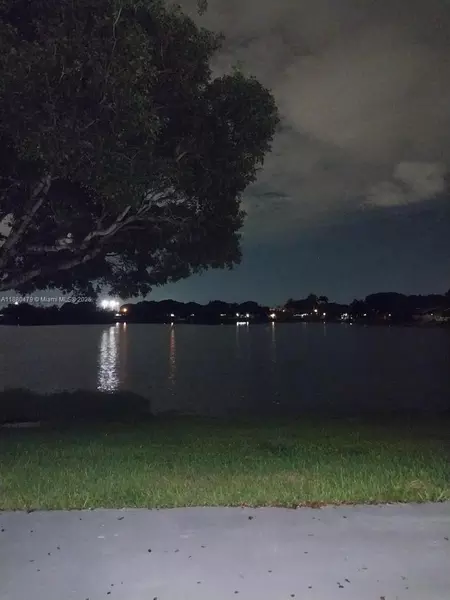 2 bedrooms apartment for rent in Tamiami - Miami Dade, Miami