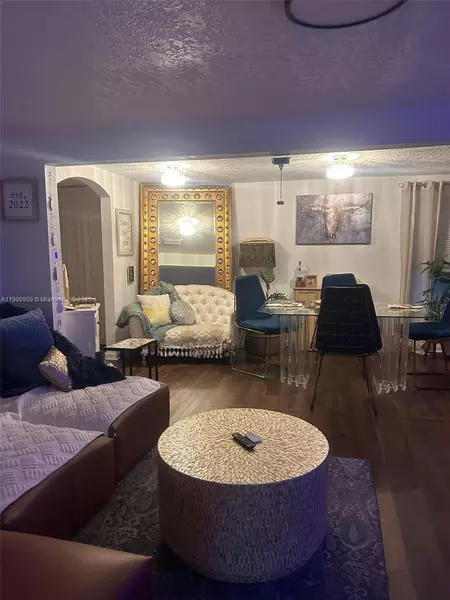 3 bedrooms apartment for rent in Downtown Gainesville - Downtown Gainesville, Gainesville