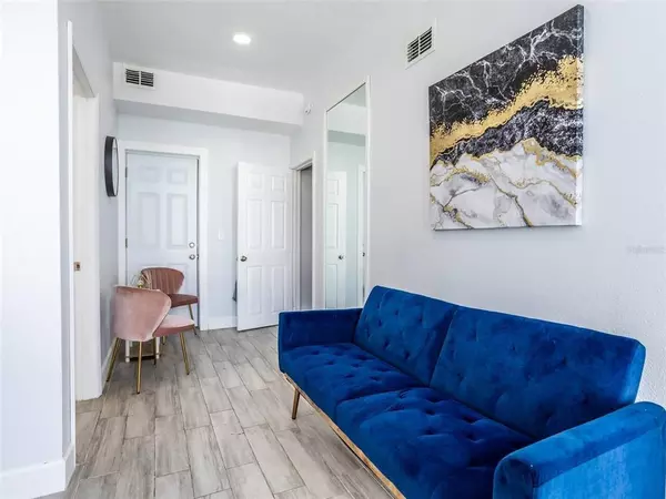 2 bedrooms apartment for rent in Azalea Park - East Orlando, Orlando