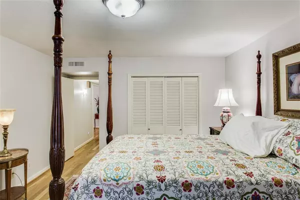 2 bedrooms apartment for rent in Preston Hollow - Nw Dallas, Dallas