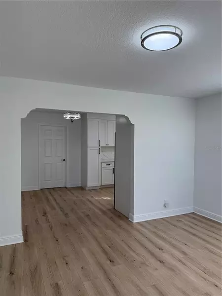 3 bedrooms apartment for rent in Macfarlane Park - West Tampa, Tampa