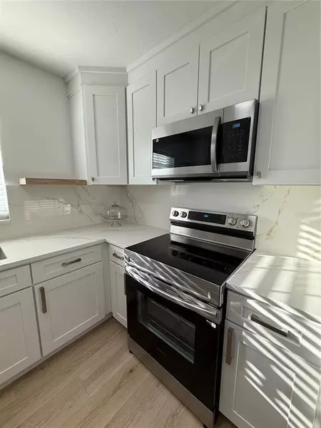 3 bedrooms apartment for rent in Macfarlane Park - West Tampa, Tampa