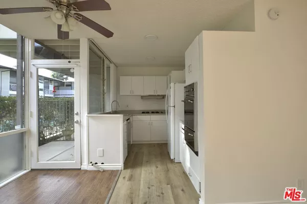2 bedrooms apartment for rent in Mar Vista - Westside / South Bay, Los Angeles
