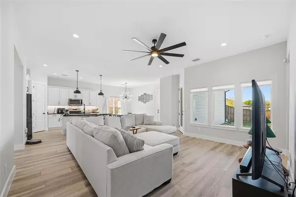 4 bedrooms apartment for rent in Wolf Creek - Sw Dallas, Dallas